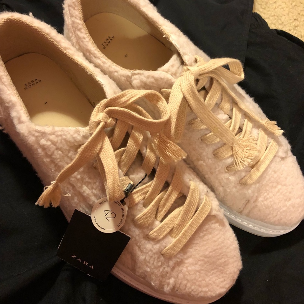 Blush Zara Fashion Sneaker